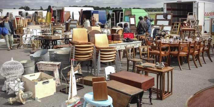 Clapham Antique Market Sunbury