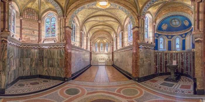 Holland Park - Fitzrovia Chapel
